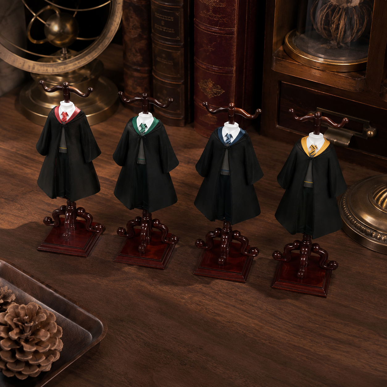 Halloween Costume Action Figure Wizard Cloak Display Collectible Toys