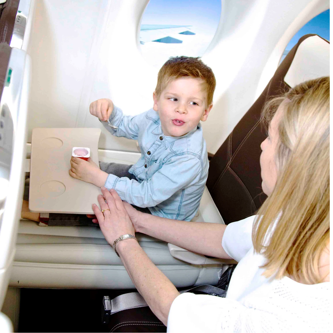RYNX | Inflatable Travel Bed - Comfortable Travel With Children - Image 3